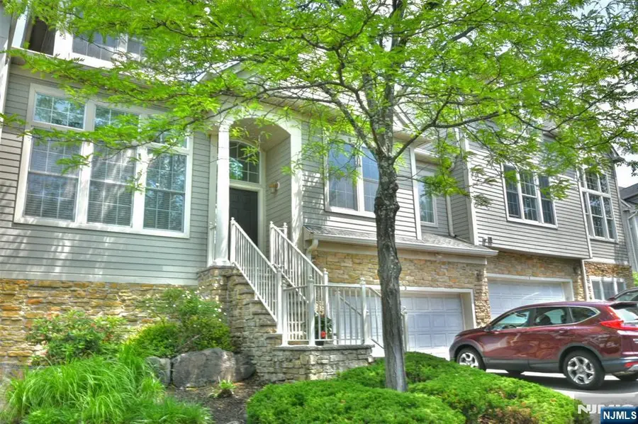 3 Skyview Drive, North Haledon, NJ 07508 - #2