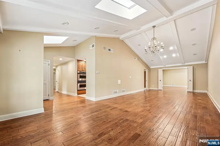 44 Lynn, Englewood Cliffs, NJ 07632 - Image #3