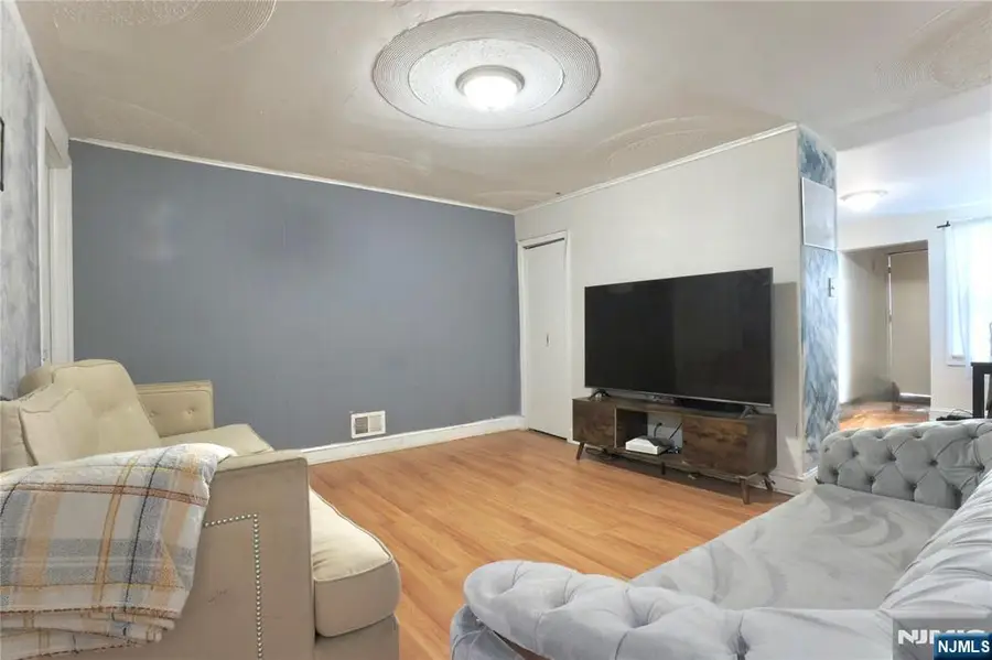 80 Cleremont Avenue, Irvington, NJ 07111 - #3