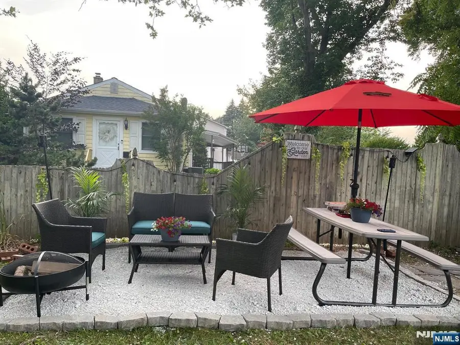 88 Fournier Crescent, Elmwood Park, NJ 07407 - #3