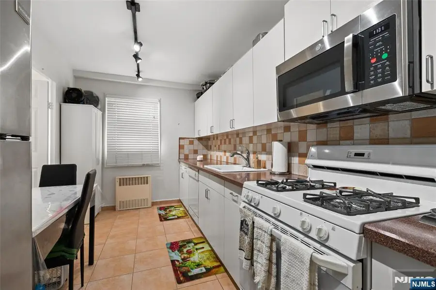 280 Prospect 9H, Hackensack, NJ 07601 - #3