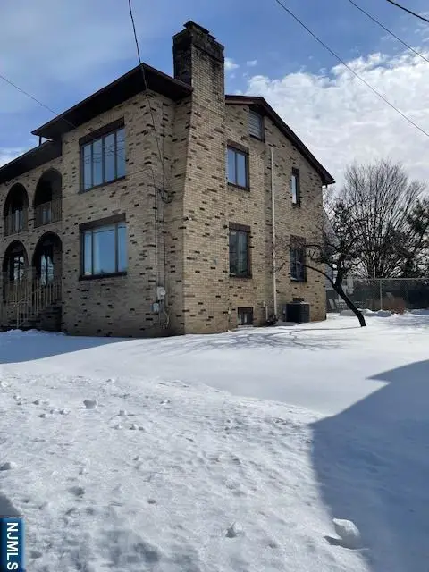 34 Locust Street, Elmwood Park, NJ 07407 - Image #3