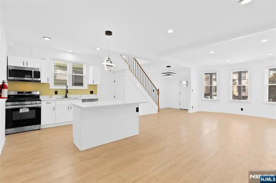 216 Renner Avenue, Newark, NJ 07112 - Image #2