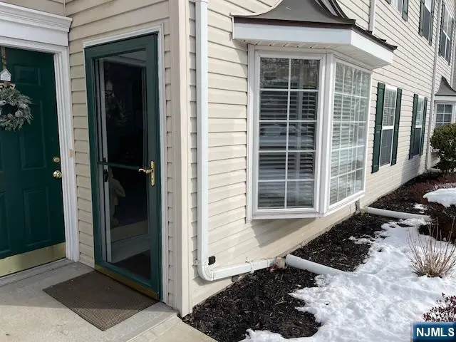 35 Chanda Court D035, Clifton, NJ 07012 - Image #2