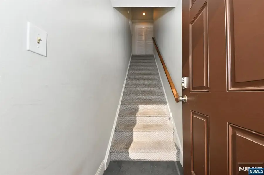 708 Thoreau Court, Mahwah, NJ 07430 - #3