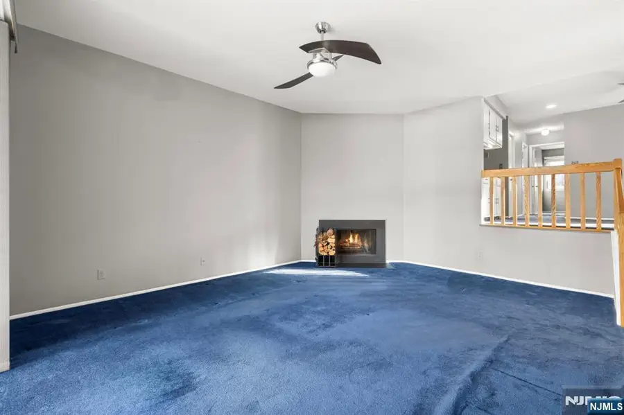 331 Sea Isle Key, Secaucus, NJ 07094 - Image #2