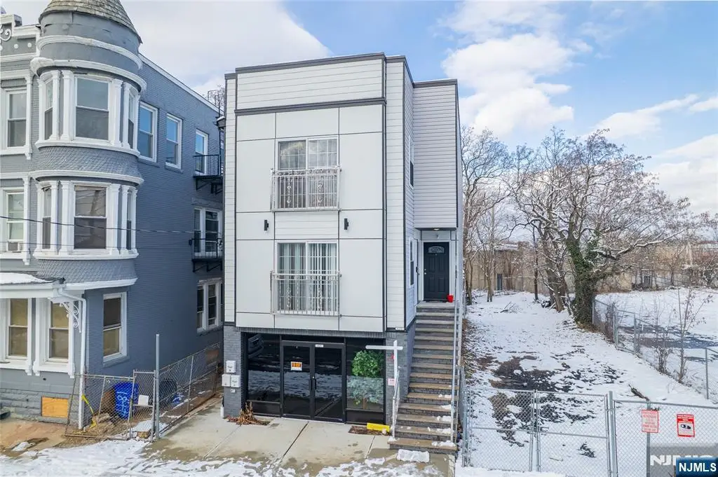 420 18th Avenue, Newark, NJ 07108 - #1