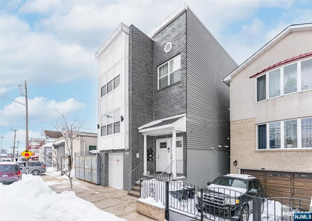 486 4th Street, Newark, NJ 07107 - #1