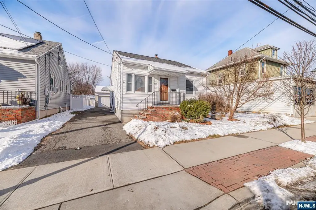 1094 McBride Avenue, Woodland Park, NJ 07424 - Image #1