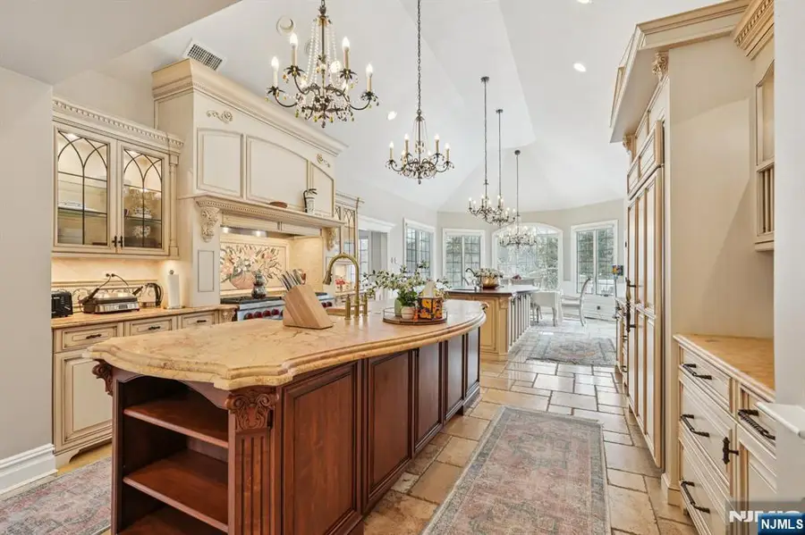 554 Hampton Hill Road, Franklin Lakes, NJ 07417 - #2