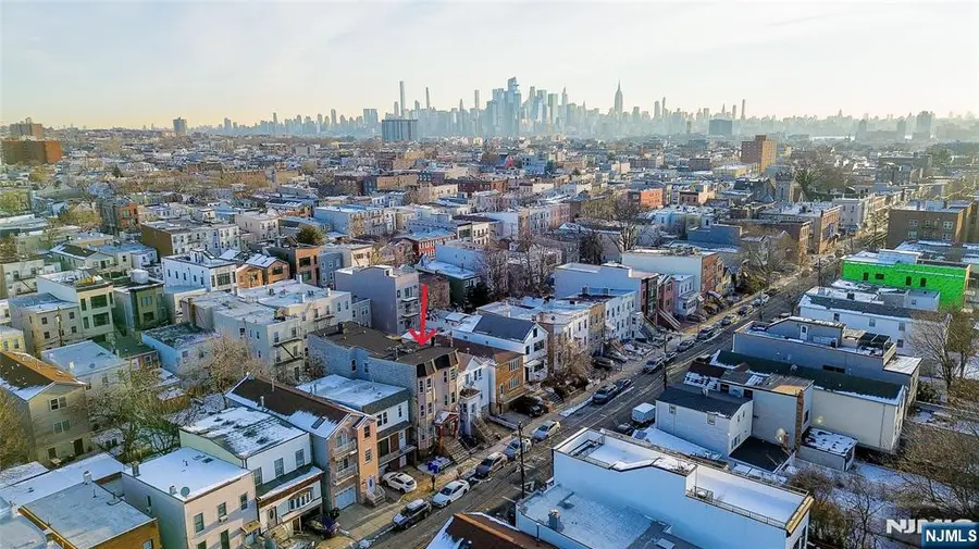 202 Hutton Street, Jersey City, NJ 07307 - Image #3