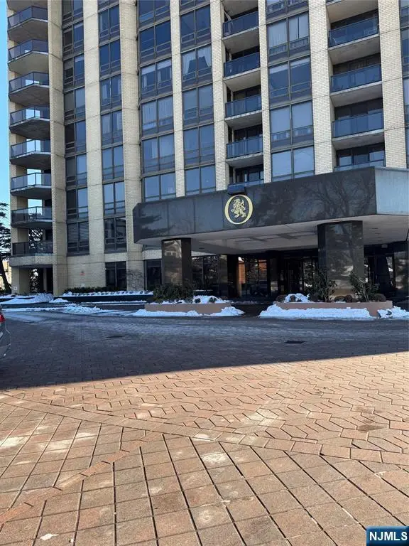 900 Palisade Avenue 2201, Fort Lee, NJ 07024 - Image #2