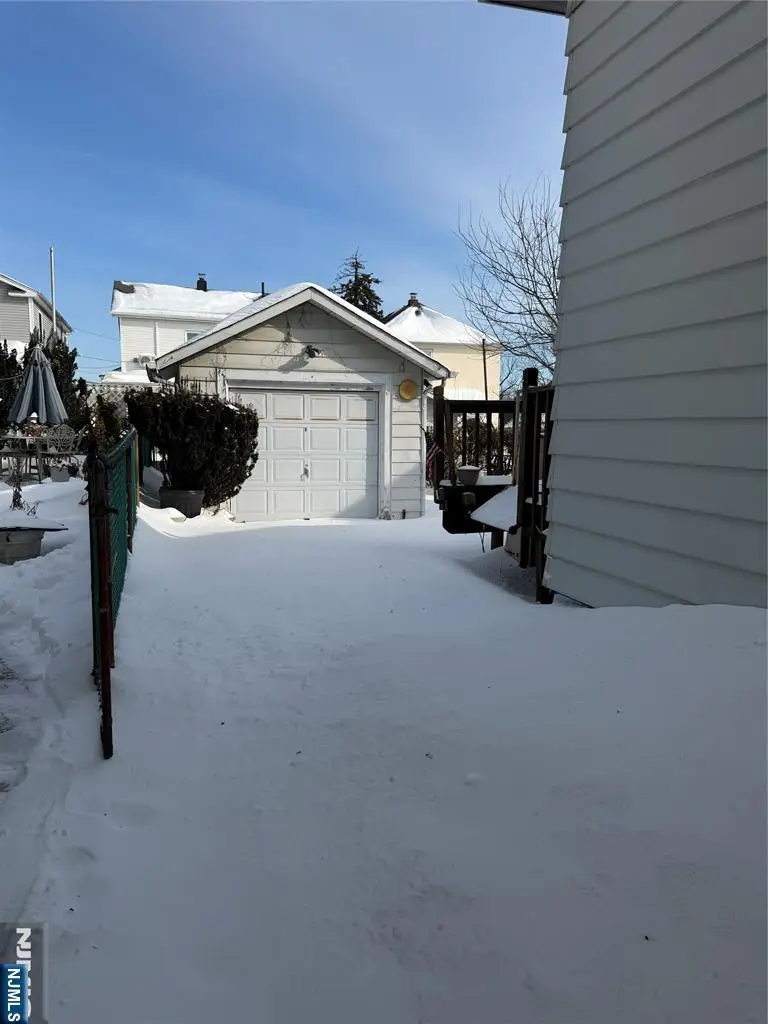 479 Columbia Avenue, Ridgefield, NJ 07657 - Image #2