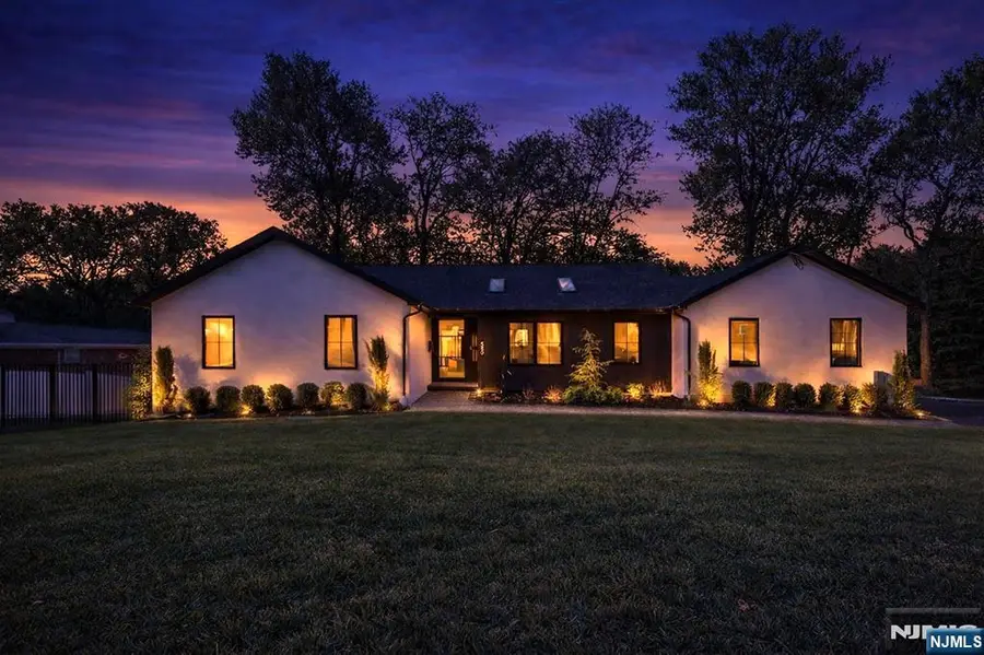 580 Nordhoff Drive, Leonia, NJ 07605 - #3