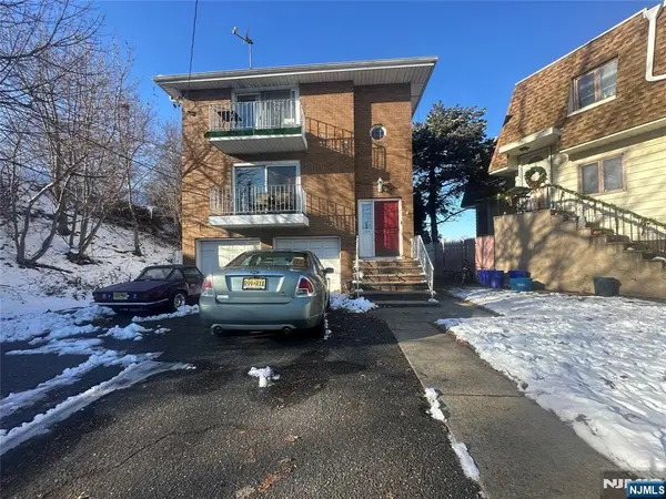 135 Jay Avenue, Lyndhurst, NJ 07071