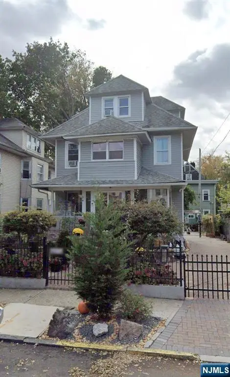 24 White Terrace, Newark, NJ 07108 - Image #1