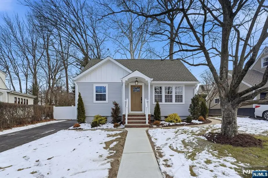 219 Sanzari Place, Maywood, NJ 07607 - Image #2