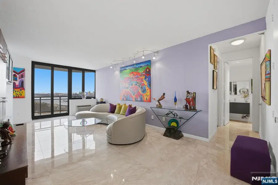 100 Carlyle Drive 6M-N, Cliffside Park, NJ 07010 - Image #2