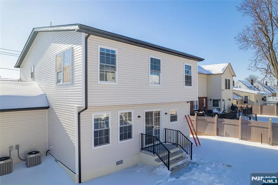 131 Palsa Avenue, Elmwood Park, NJ 07407 - Image #2