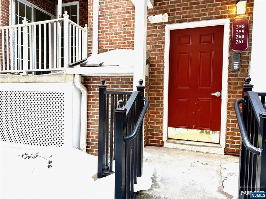 200 Dey Street 258, Harrison, NJ 07029 - Image #2