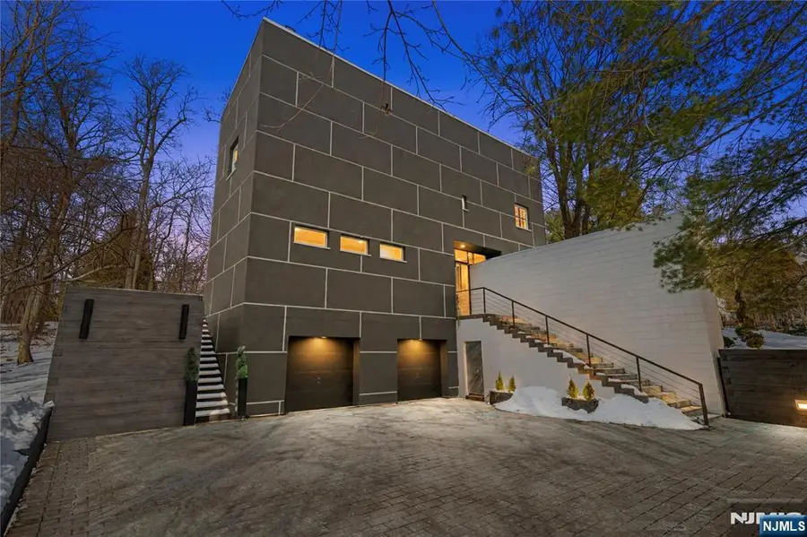 451 Mountain Avenue, North Caldwell, NJ 07006 - #2