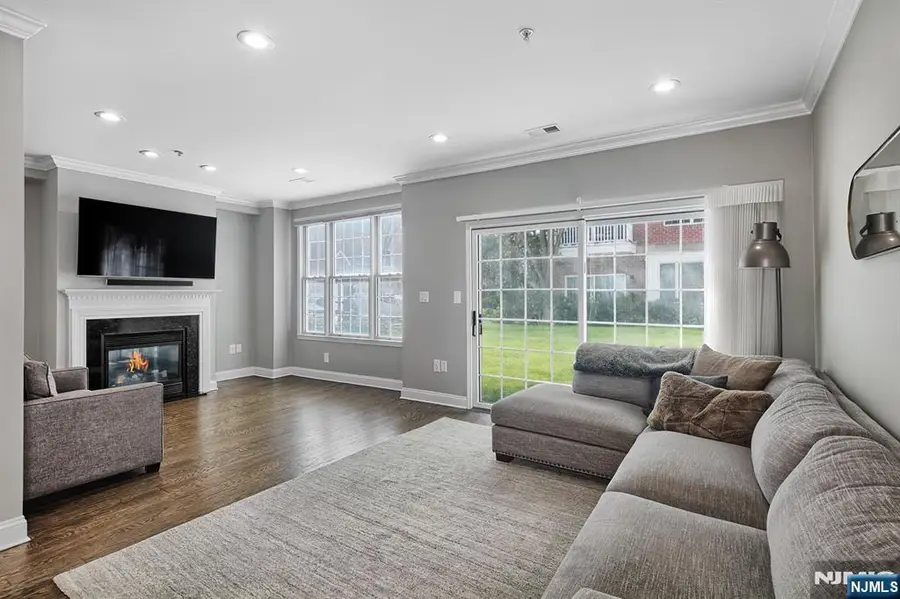 137 Abbie Court, Guttenberg, NJ 07093 - Image #3