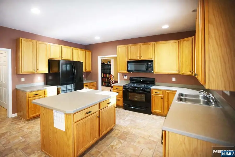 30 Goldfinch Road, Jackson, NJ 08527 - Image #3