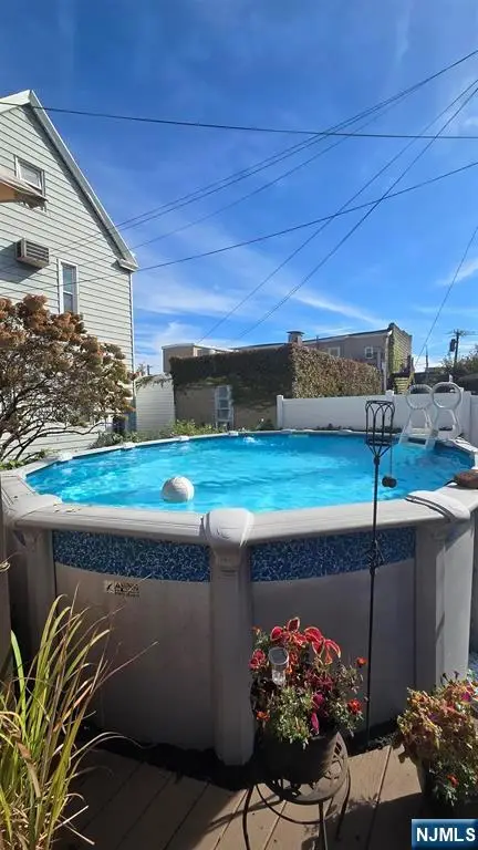 157 W 4th Street, Bayonne, NJ 07002 - #3