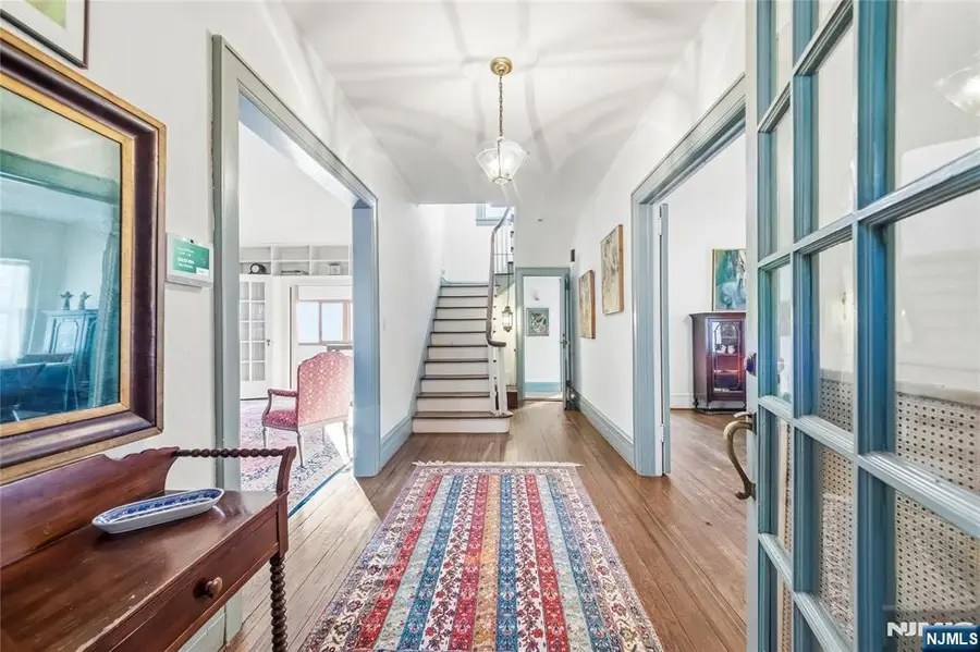 20 Paulin Boulevard, Leonia, NJ 07605 - #3