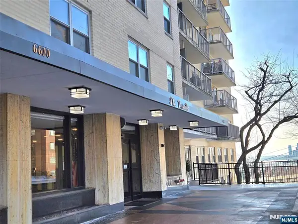 6600 Boulevard East 11K, West New York, NJ 07093
