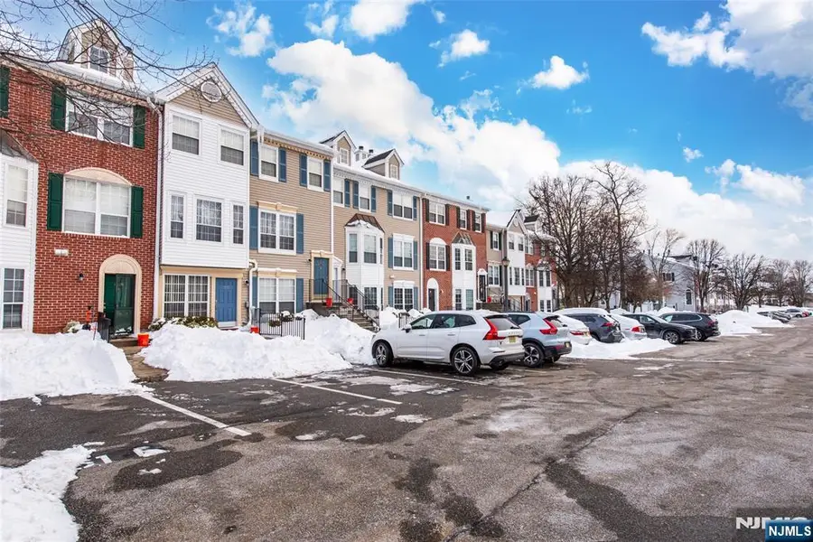 1206 Sycamore Lane, Mahwah, NJ 07430 - #2