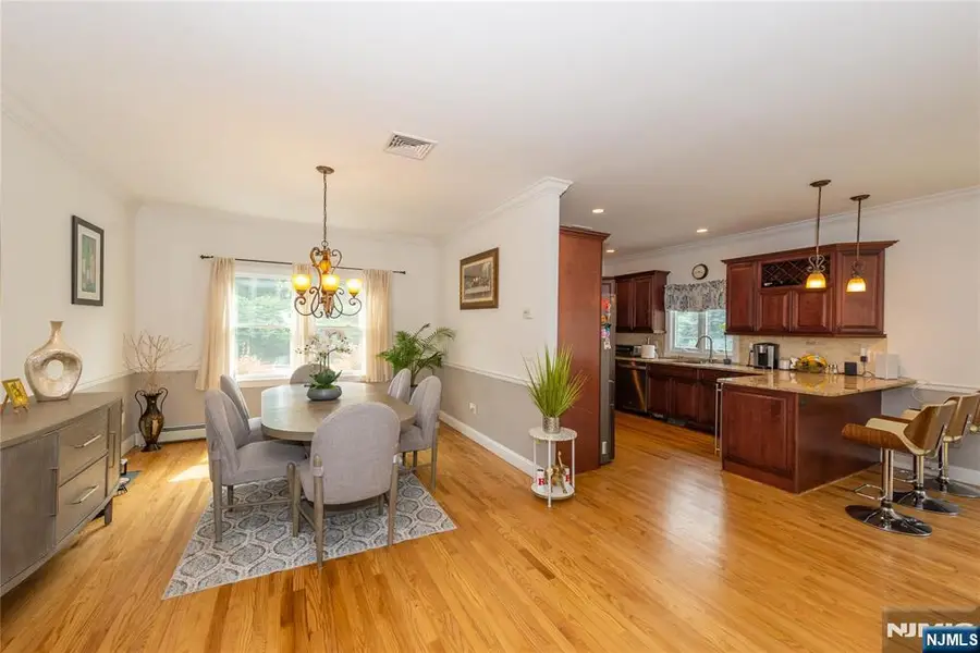 4 Kingsberry Avenue, Westwood, NJ 07675 - #3