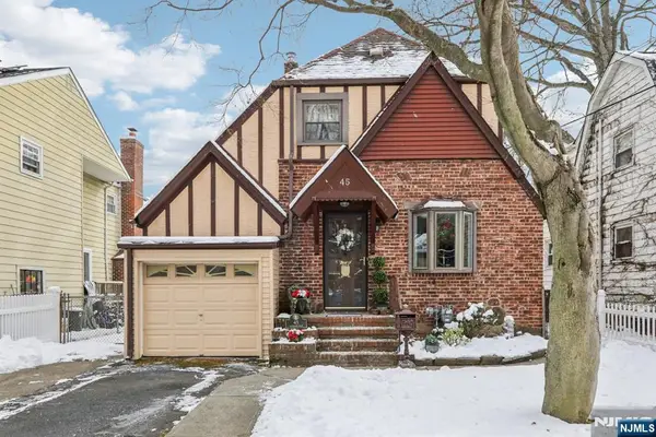 45 Marlboro Road, Clifton, NJ 07012