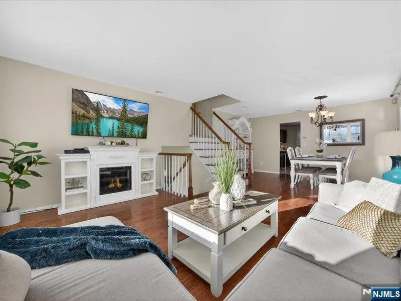 33 Sherwood Drive, Ramsey, NJ 07446 - #3