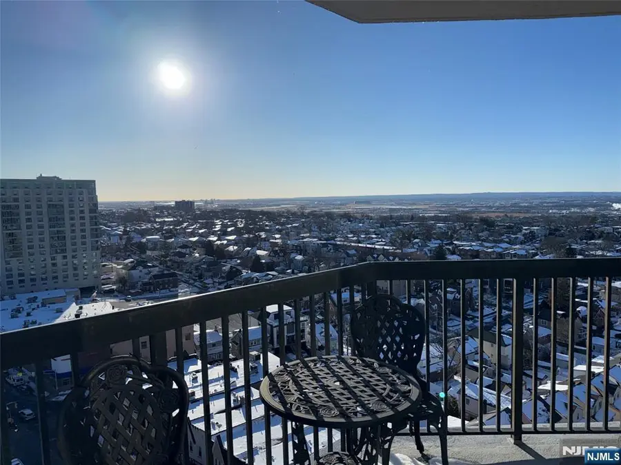 770 Anderson Avenue 17D, Cliffside Park, NJ 07010 - Image #2