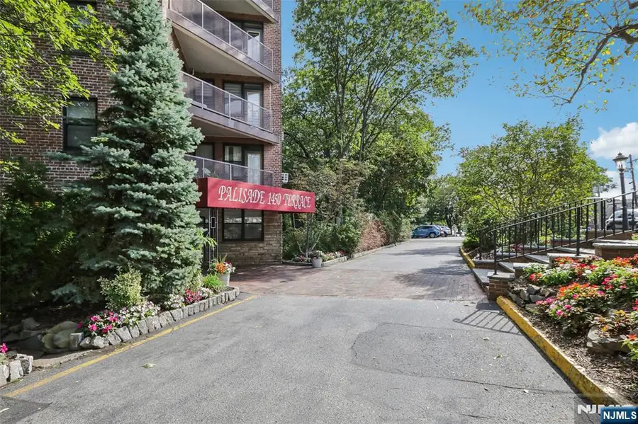 1450 Palisade Avenue 5J, Fort Lee, NJ 07024 - Image #2