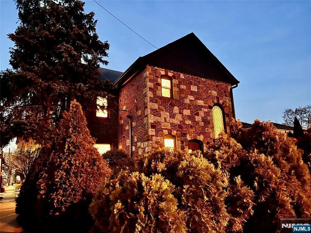 695 Palisade Avenue, Cliffside Park, NJ 07010 - Image #1