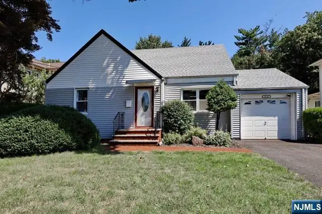 15-47 Elmary Place, Fair Lawn, NJ 07410 - Image #1