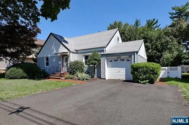 15-47 Elmary Place, Fair Lawn, NJ 07410 - Image #2