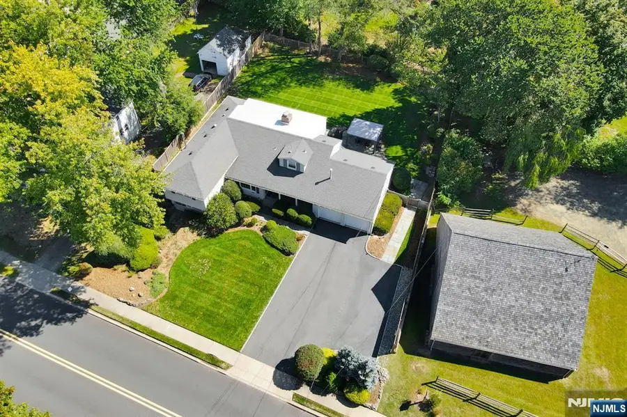 17 Pascack Road, Park Ridge, NJ 07656 - #2