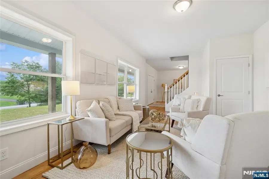 4 Sterling Drive, Sussex, NJ 07461 - #3