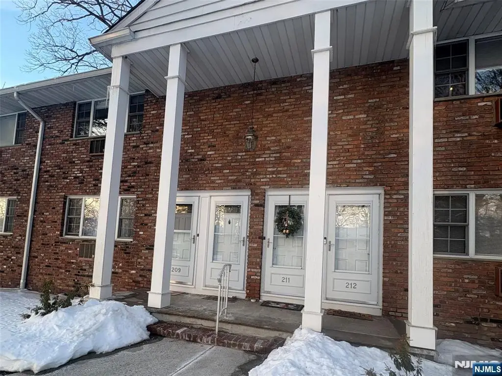 210 Washington Drive, Ramsey, NJ 07446 - Image #1