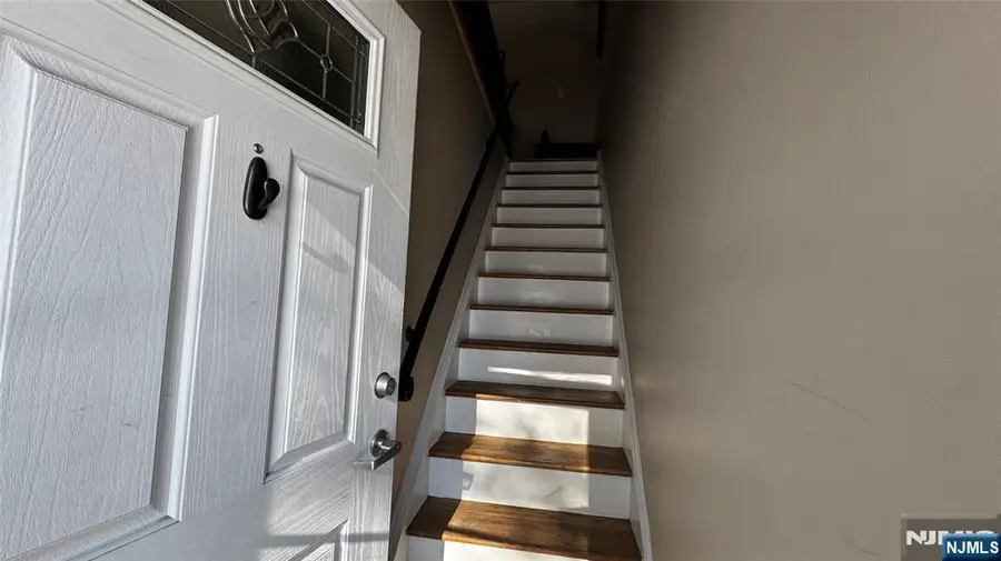 210 Washington Drive, Ramsey, NJ 07446 - Image #2