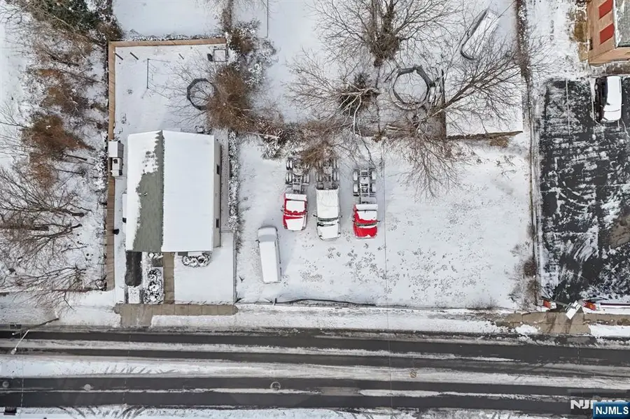 27 Oakwood Avenue, Orange, NJ 07050 - #3