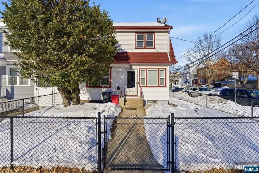 407 3rd Avenue, Newark, NJ 07107 - Image #2