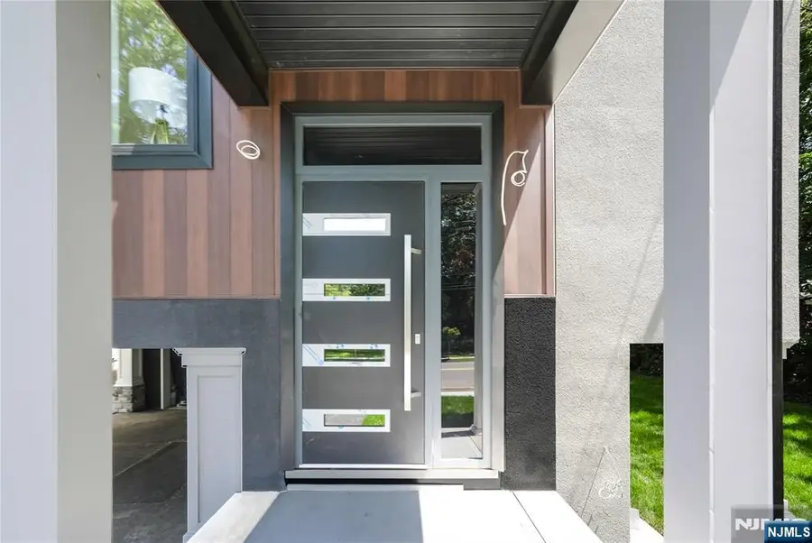 429 Riverside Avenue, Rutherford, NJ 07070 - Image #2