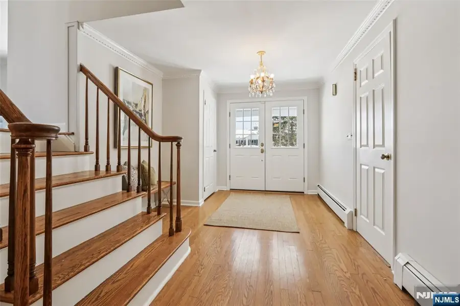 369 W Saddle River Road, Upper Saddle River, NJ 07458 - #3