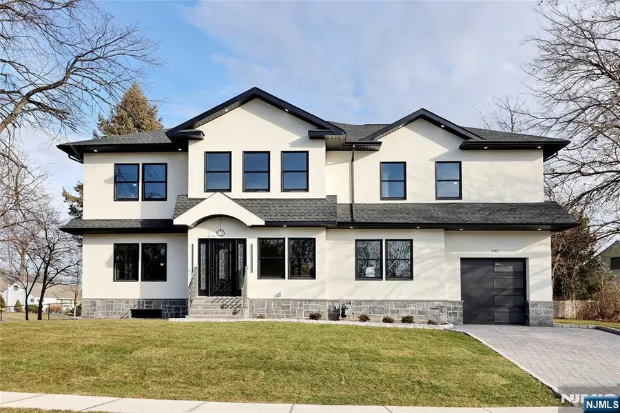 592 Fermery Drive, New Milford, NJ 07646 - #2