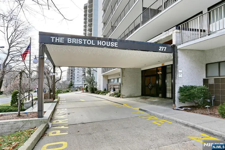 277 Prospect Avenue 18H, Hackensack, NJ 07601 - Image #3