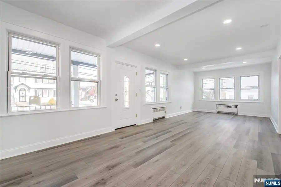 252 Keer Avenue, Newark, NJ 07112 - Image #2